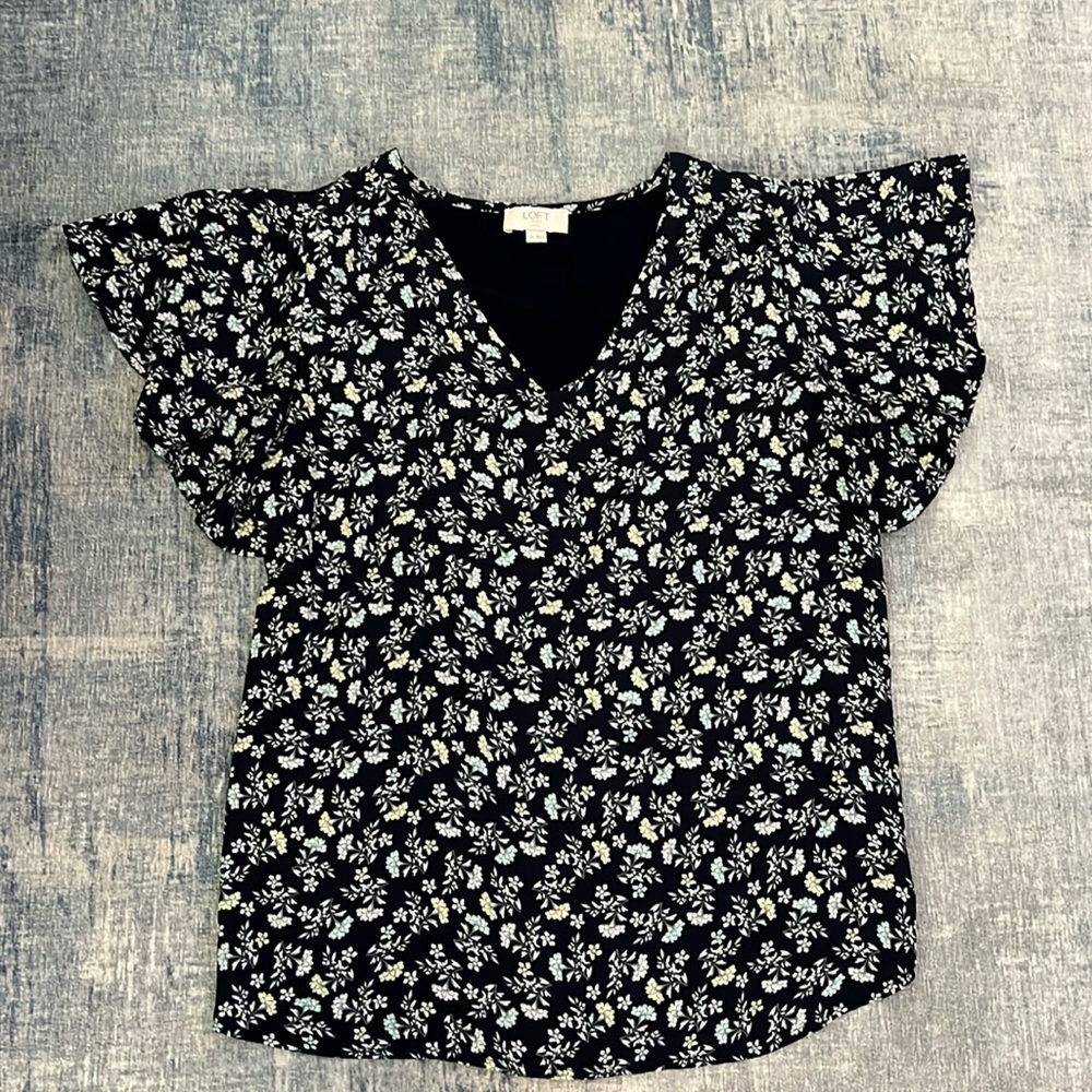 Loft outlet 100 % rayon short sleeve top petite small Navy